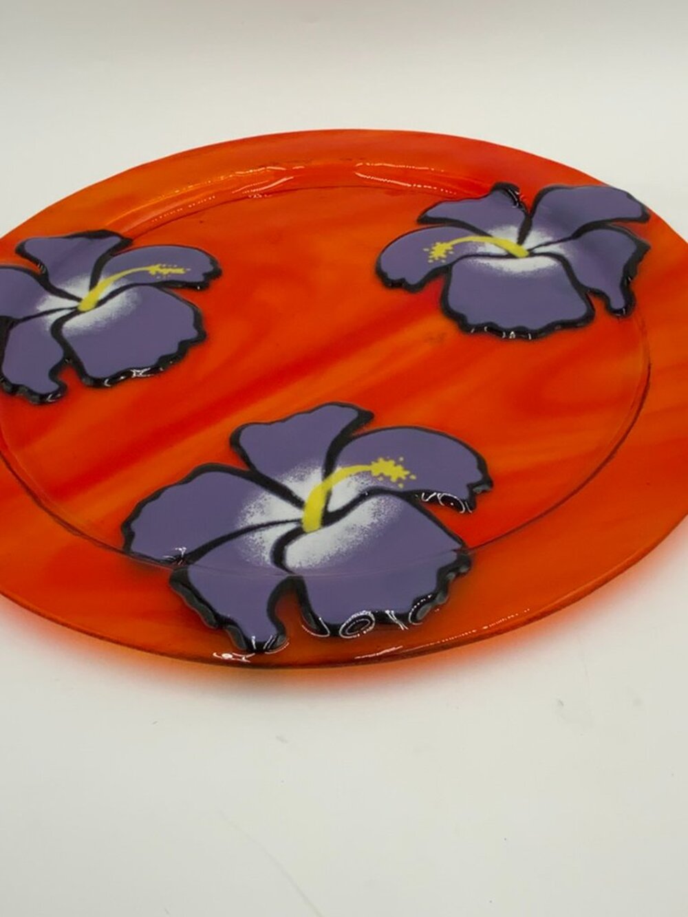 Lge Jan Mitchell Orange Iridescent Fused Glass Purple Hibiscus Plate Signed 15" - Picture 2 of 6